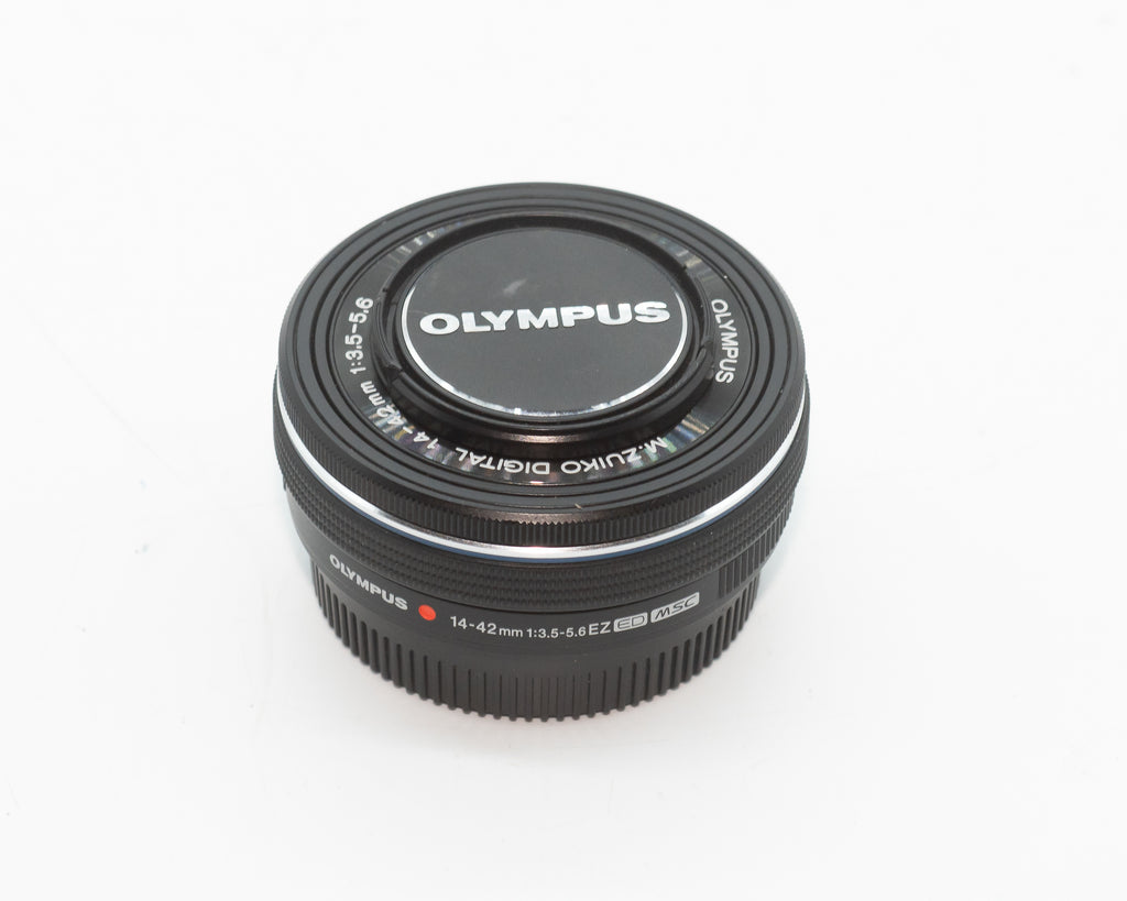 Olympus M.Zuiko Digital ED 14-42mm f/3.5-5.6 EZ Lens Black with Caps (Second Hand)