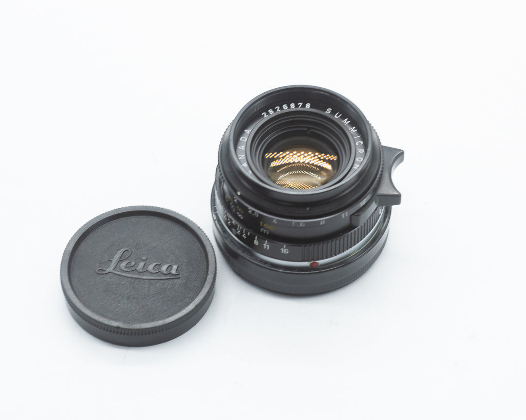 Leica M 35mm f/2 Summicron Leitz Lens Black w/Caps Made In Canada Version2 (Second Hand)