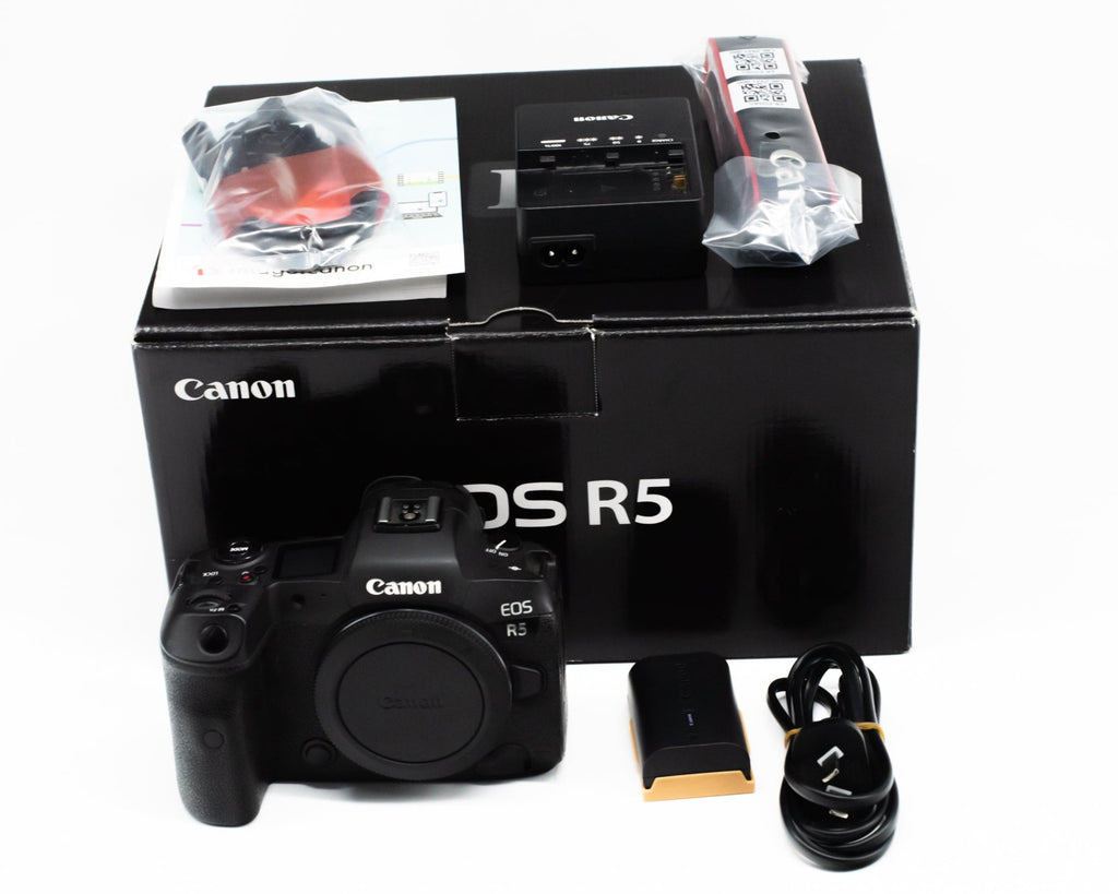 Canon EOS R5 Mirrorless Camera w/Box/Strap /Charger/Battery 0450210000781 (Second Hand)