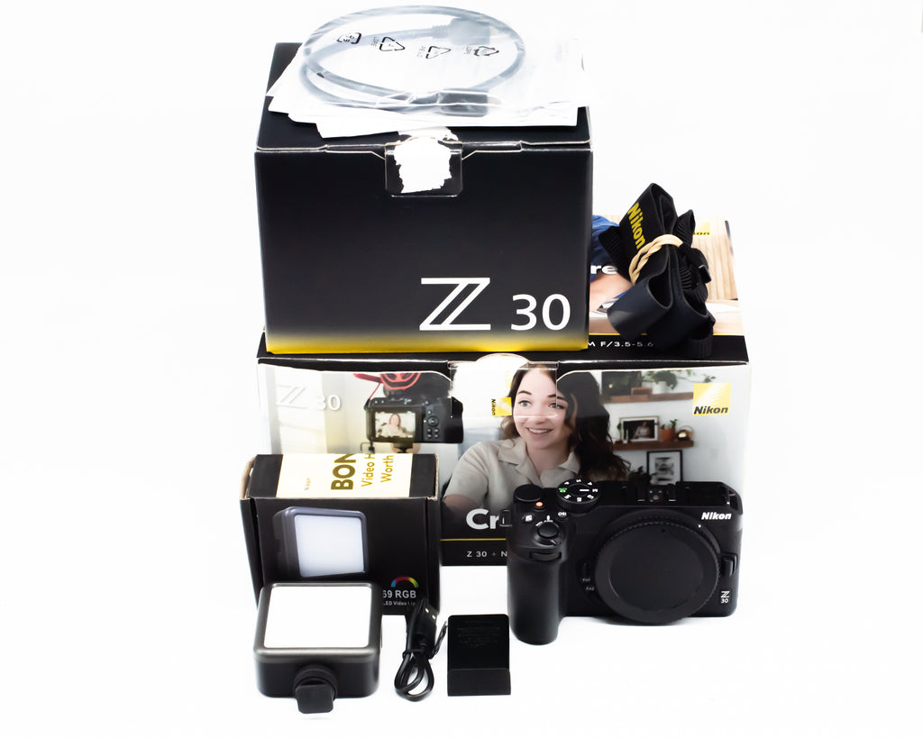 Nikon Z 30 Body with Charger Manual Battery & LED Light (Creator Kit) 740550 (Second Hand)