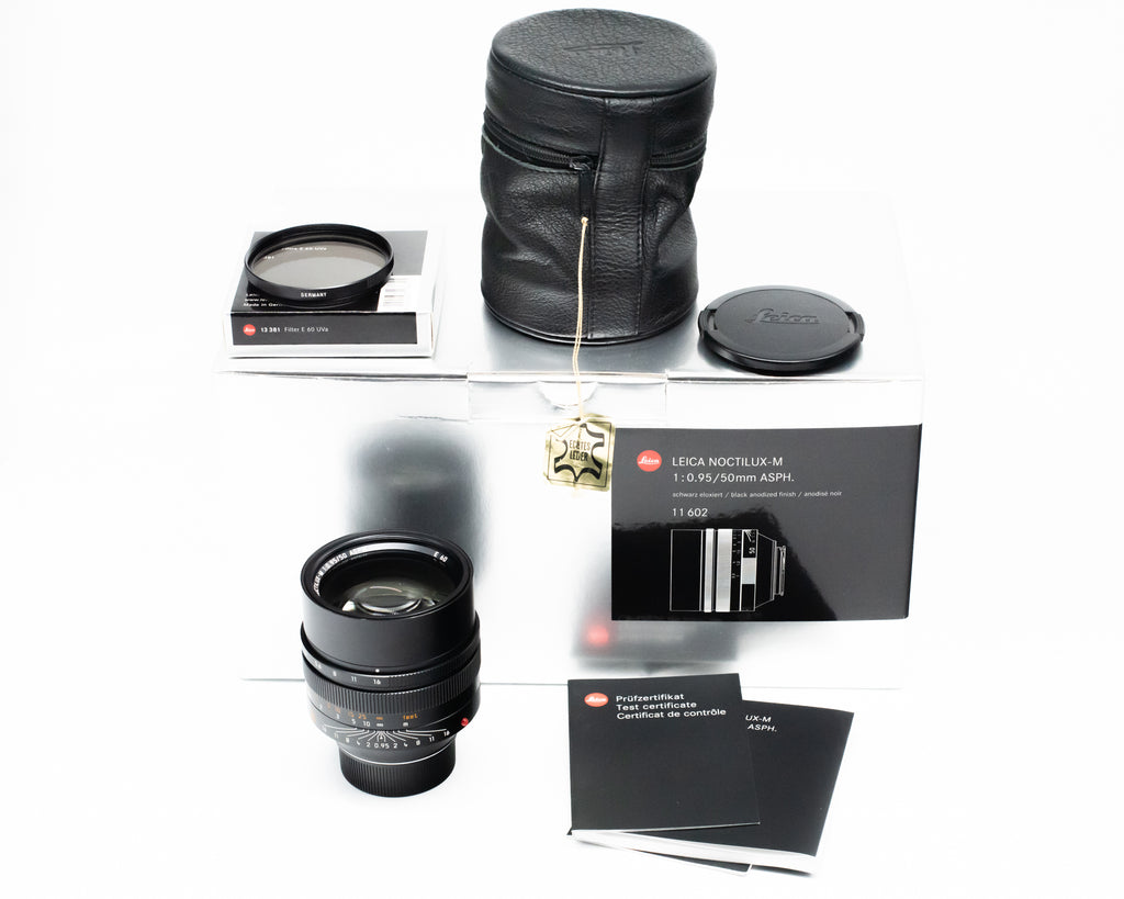 Leica Noctlilux-M 50mm f/0.95 ASPH Lens Black with UVa Mint in Box 4120642 (Second Hand)