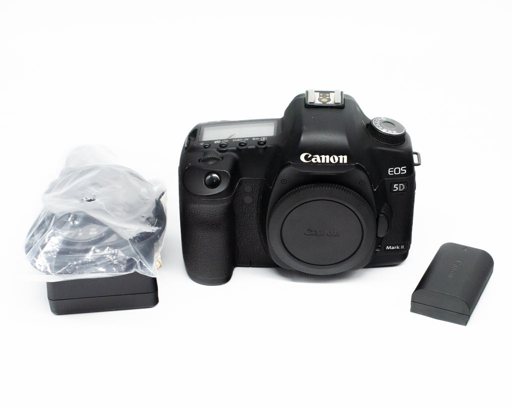 Canon 5D Mark II Digital SLR Camera with Caps Batt & Charger 0132104168 [SC 11.6K] (Second Hand)