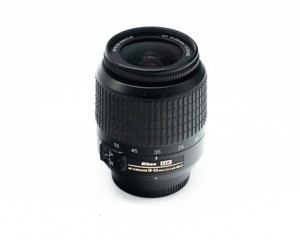 Nikon AF-S NIKKOR 18-55mm f/3.5-5.6G ED DX Lens with Caps 2015383 (Second Hand)