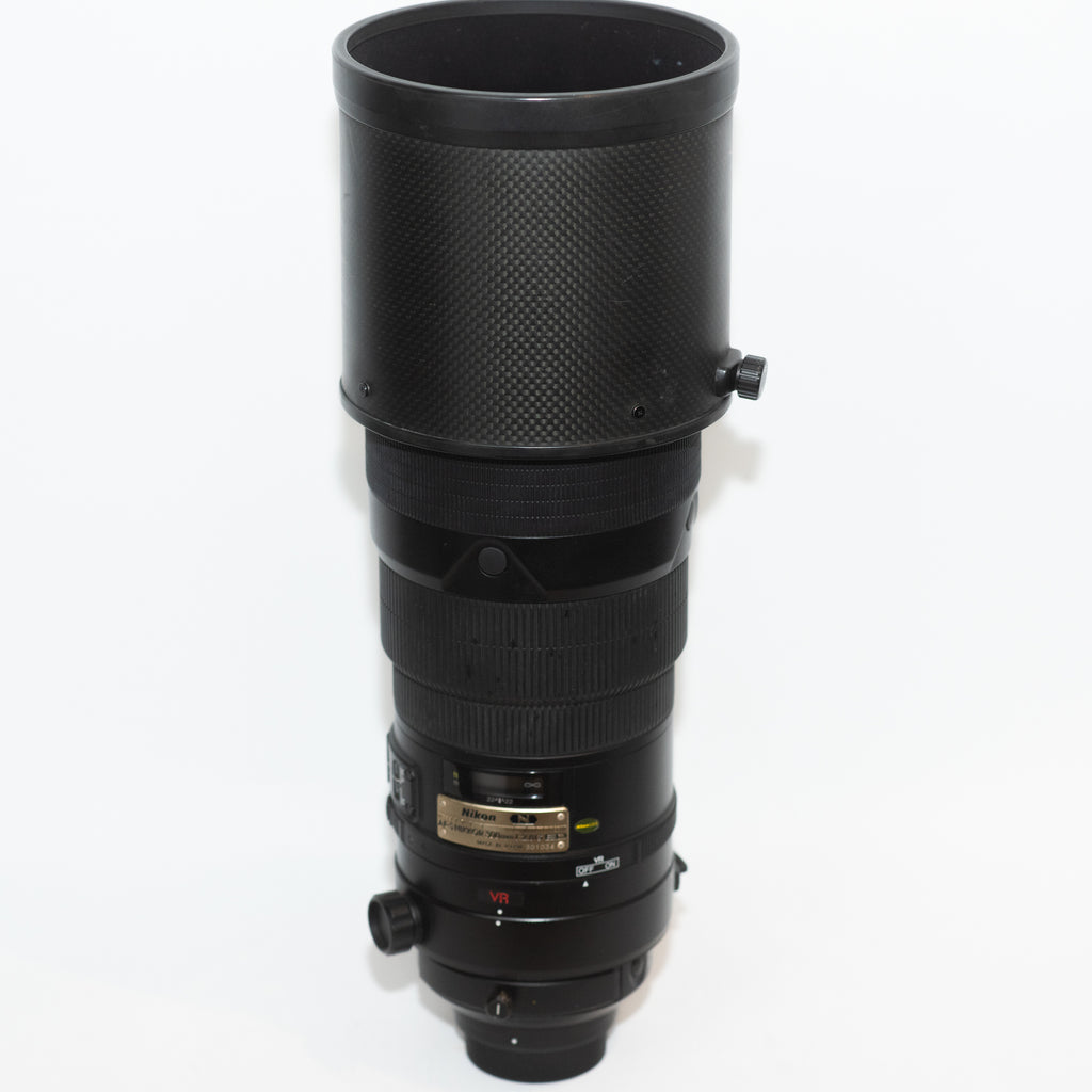 Nikon AF 300mm f/2.8 ED VR Lens with Case 301034 (Second Hand)