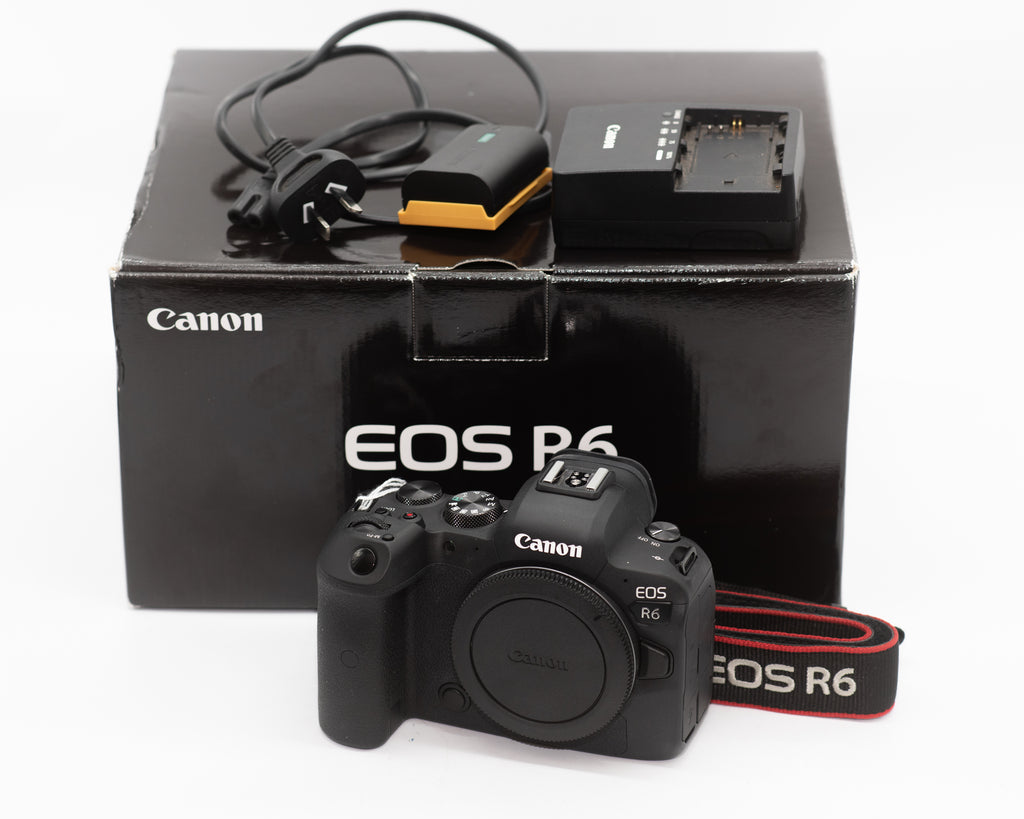 Canon EOS R6 Camera Body with Box, Charger & Accessories 155026000272 (Second Hand)