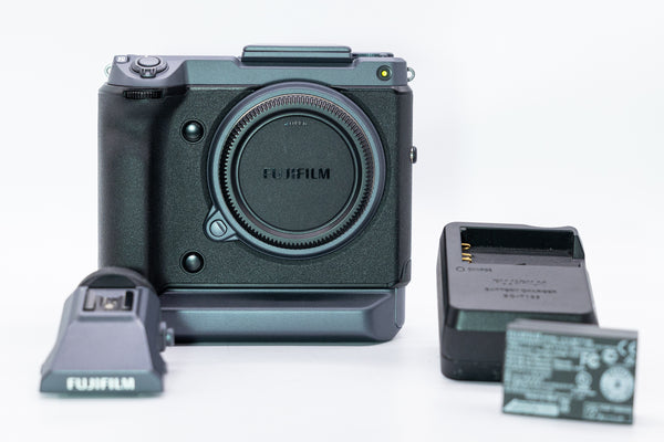 FUJIFILM GFX 100 Camera Body w/Box & Heaps of Extras! ALL AS NEW! 92001867 (Factory Refurb) 2 Year Manufacture Warranty!