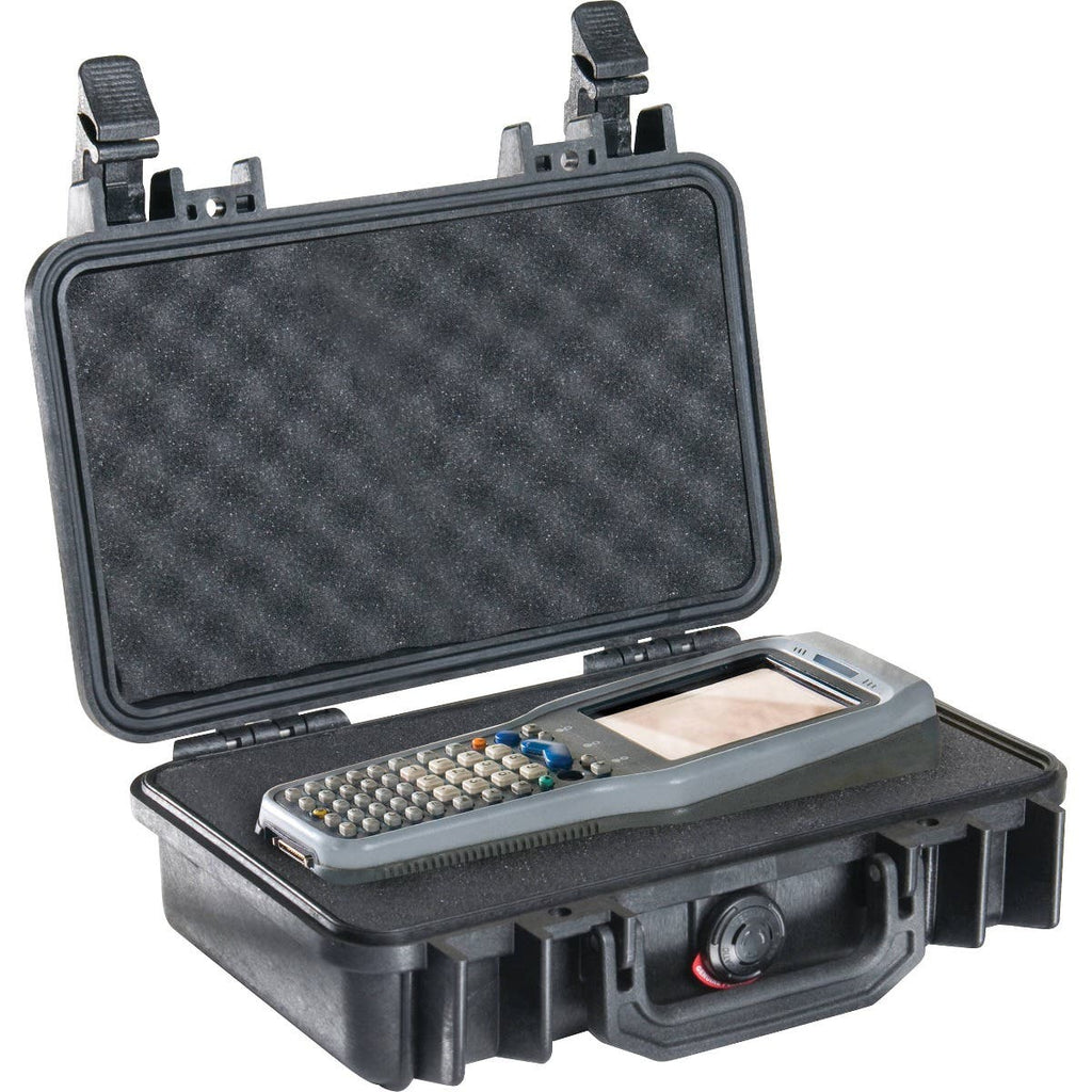 Pelican 1170 Case with Foam (Black)